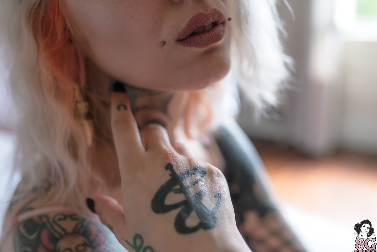 gladyce-justafool-03.jpg