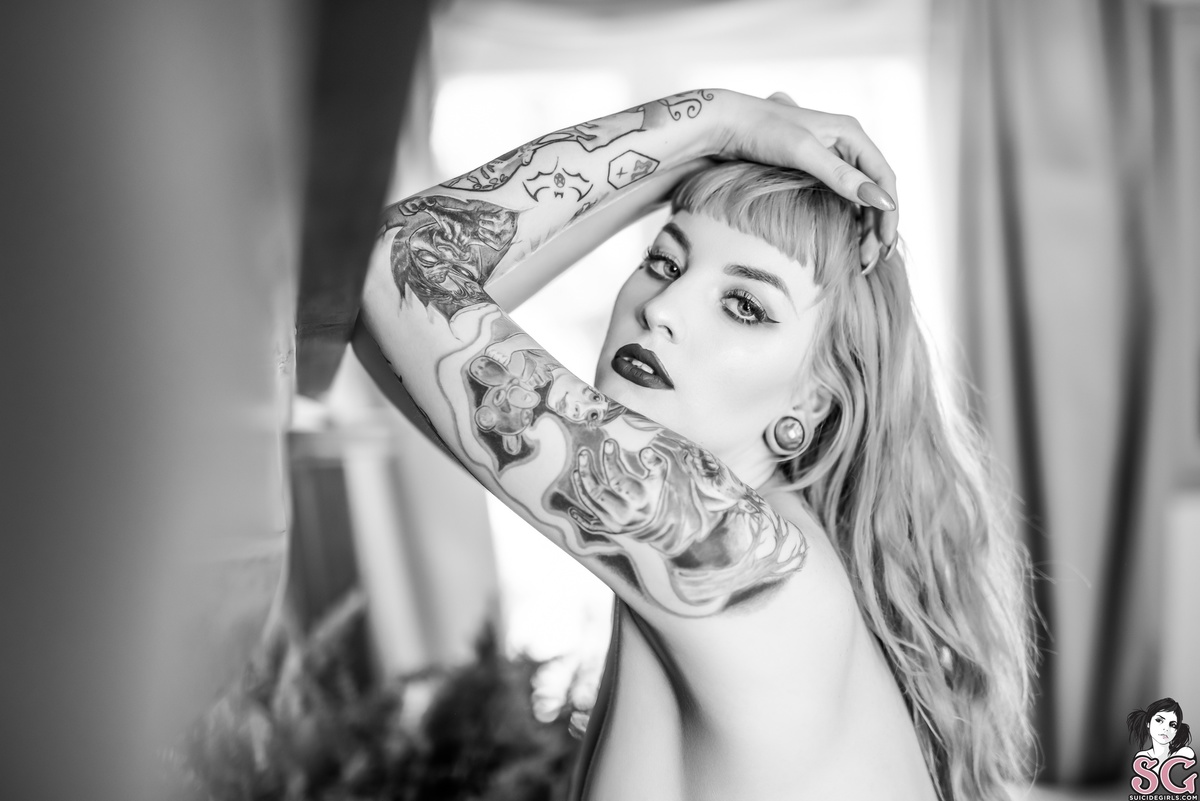 undead-noirelegance-31.jpg