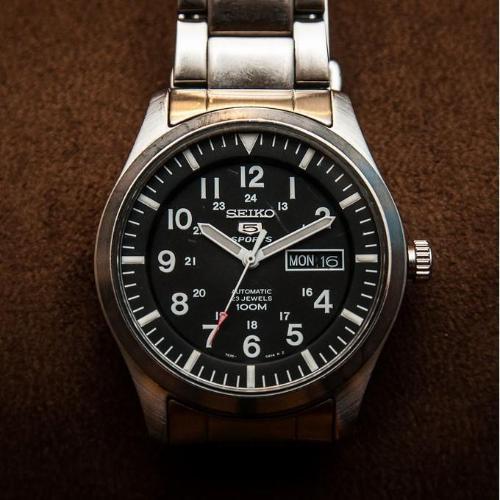 Dong Ho Seiko 5