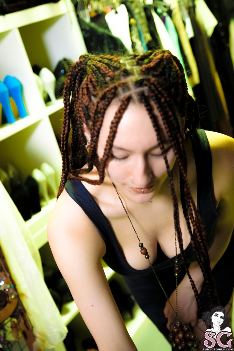 larabea-behindthescenes-23.jpg