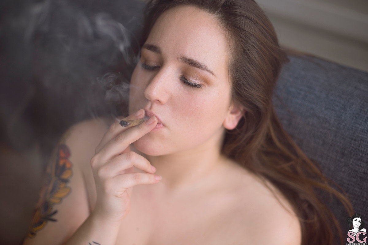 mariaj-rollingjoints-33.jpg