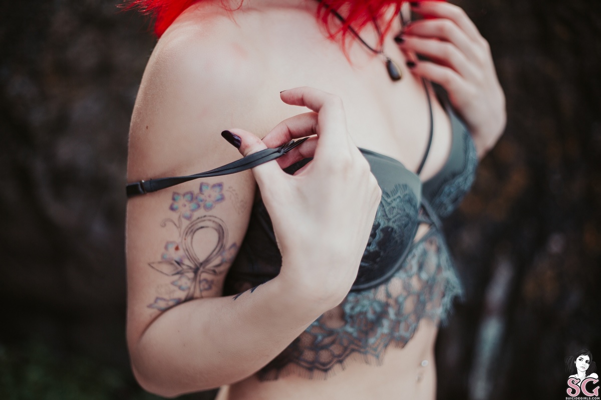 itshollyy-ariel-21.jpg