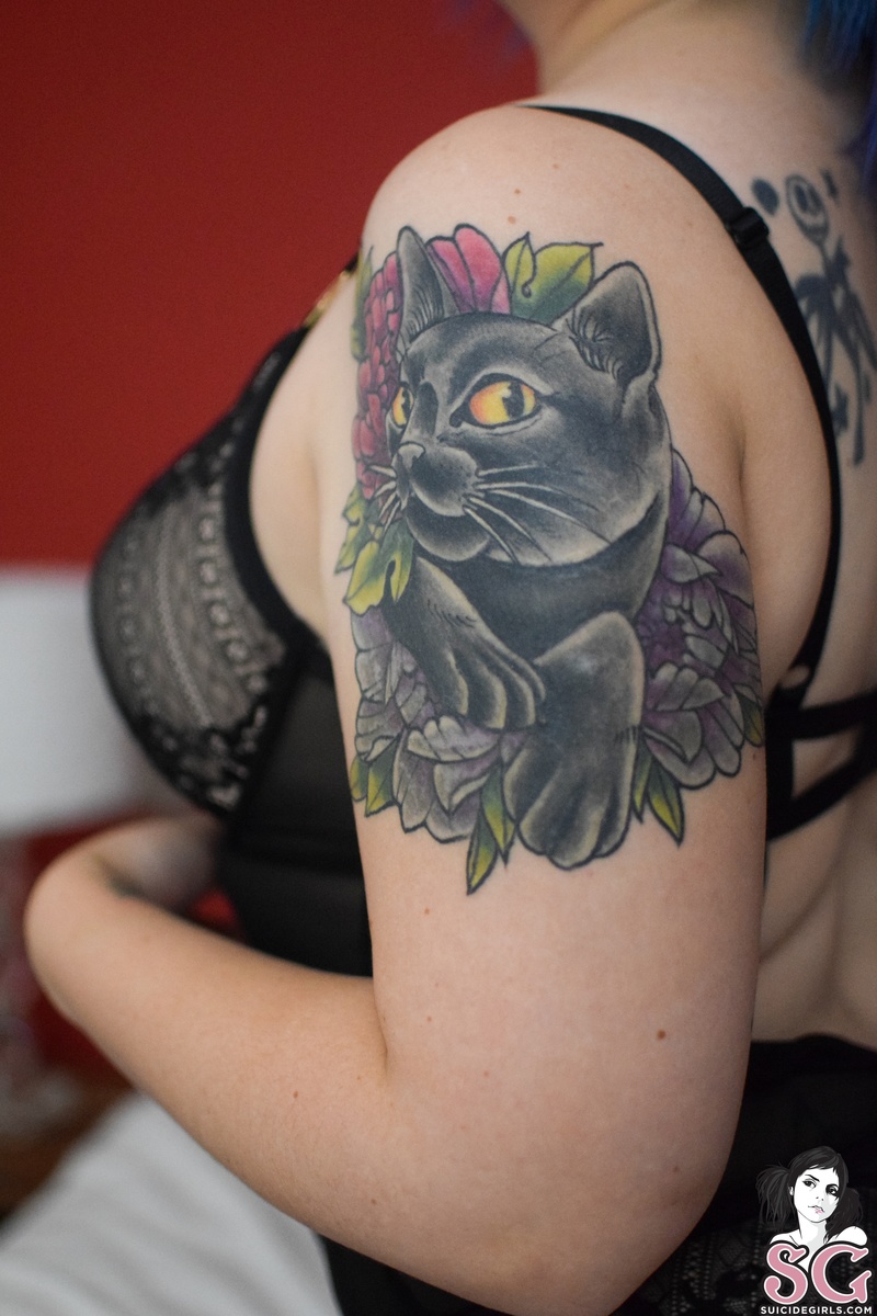 tattooedkitty-honeyyourehome-21.jpg