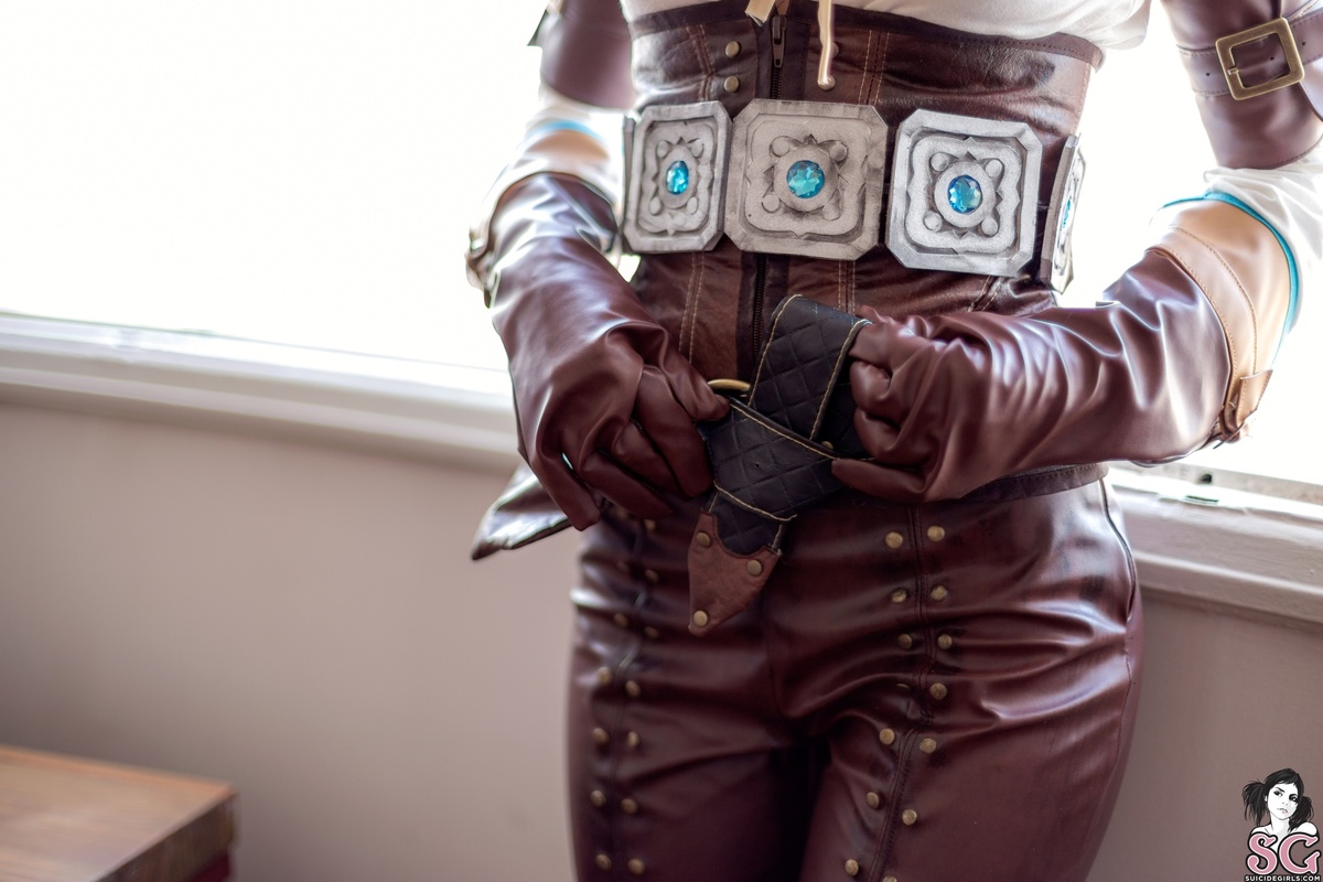 alyssa-wildhunt-09.jpg