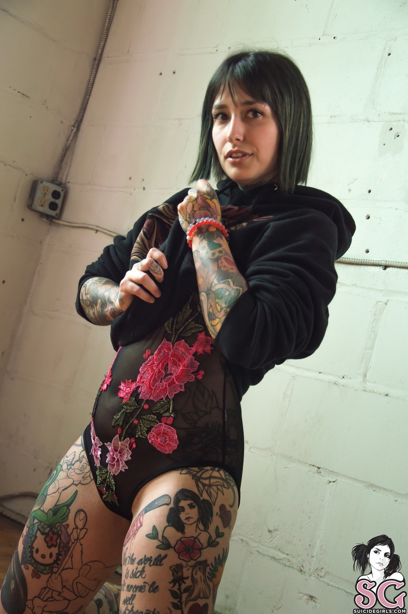 jessacat-welcometomysweatshirt-07.jpg