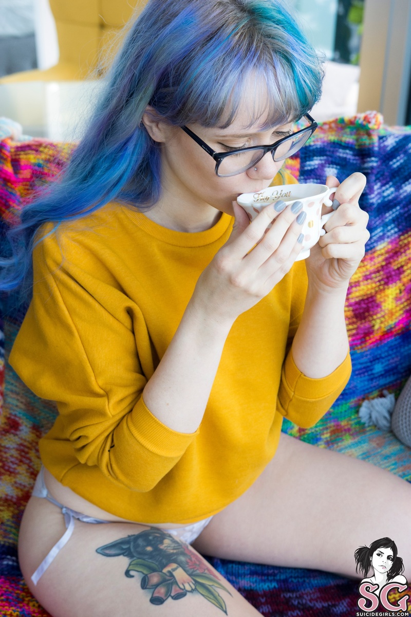 heidiv-heyyou-01.jpg