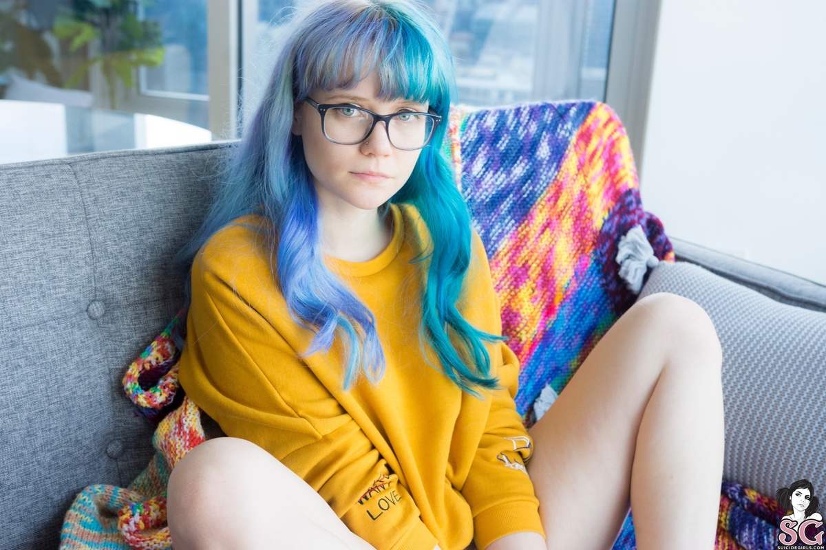 heidiv-heyyou-05.jpg