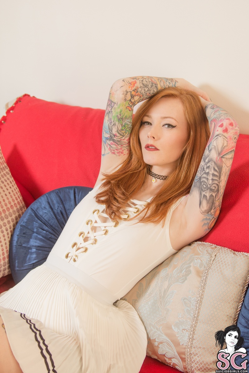 mistyy-kissedbyfire-07.jpg