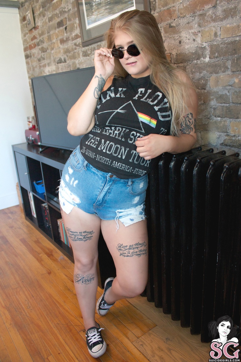 solana-anotherbrickonthewall-01.jpg