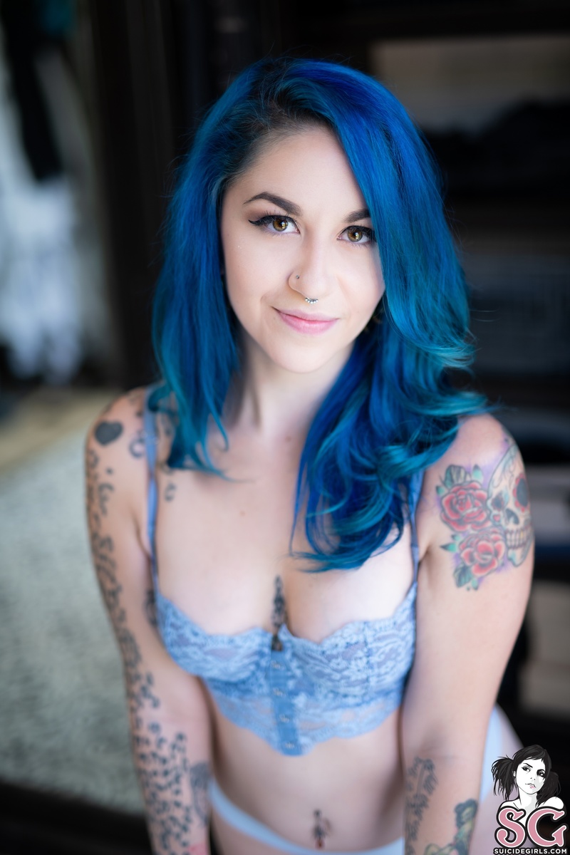 clair-blissfulblues-01.jpg