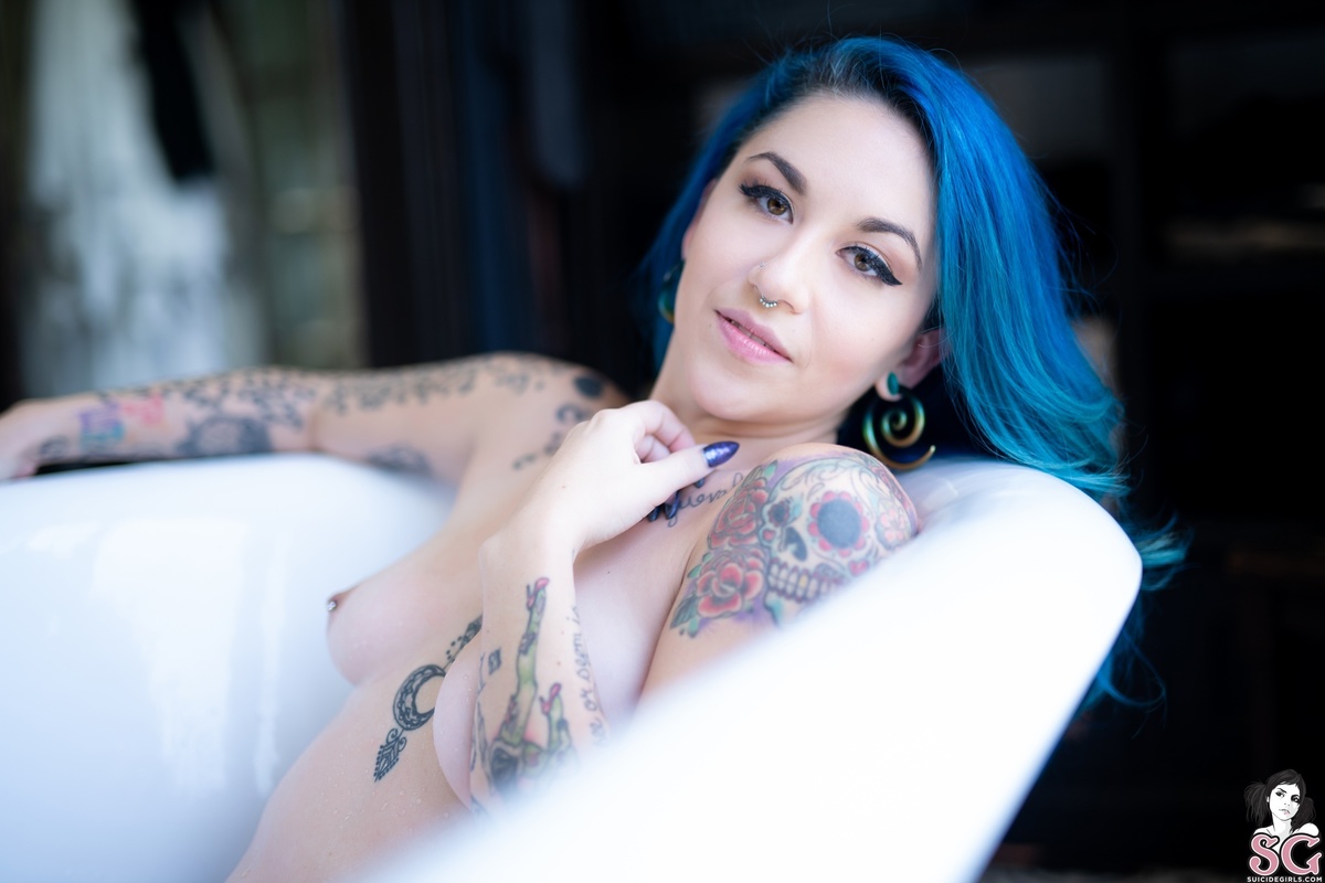 clair-blissfulblues-33.jpg