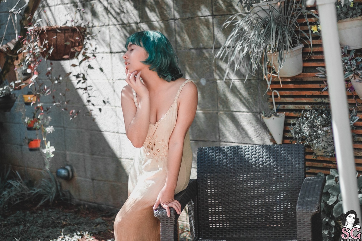 sourire-nakedandblue-03.jpg