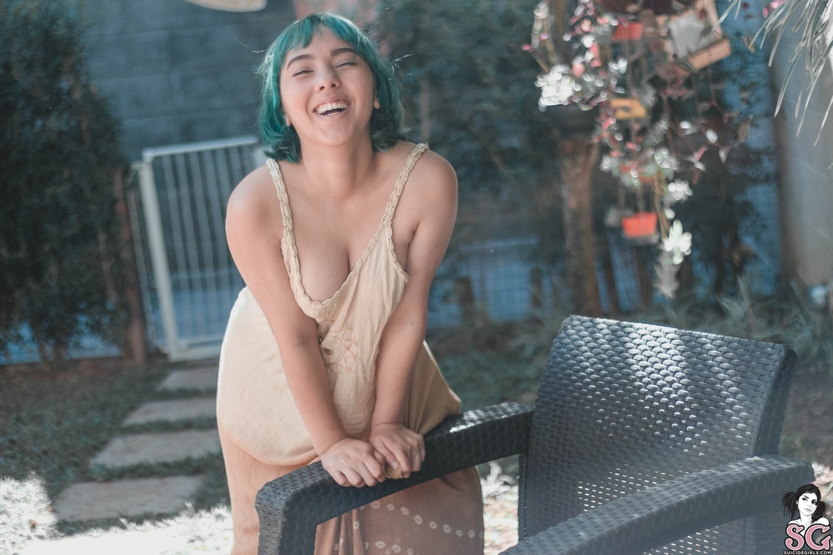 sourire-nakedandblue-09.jpg