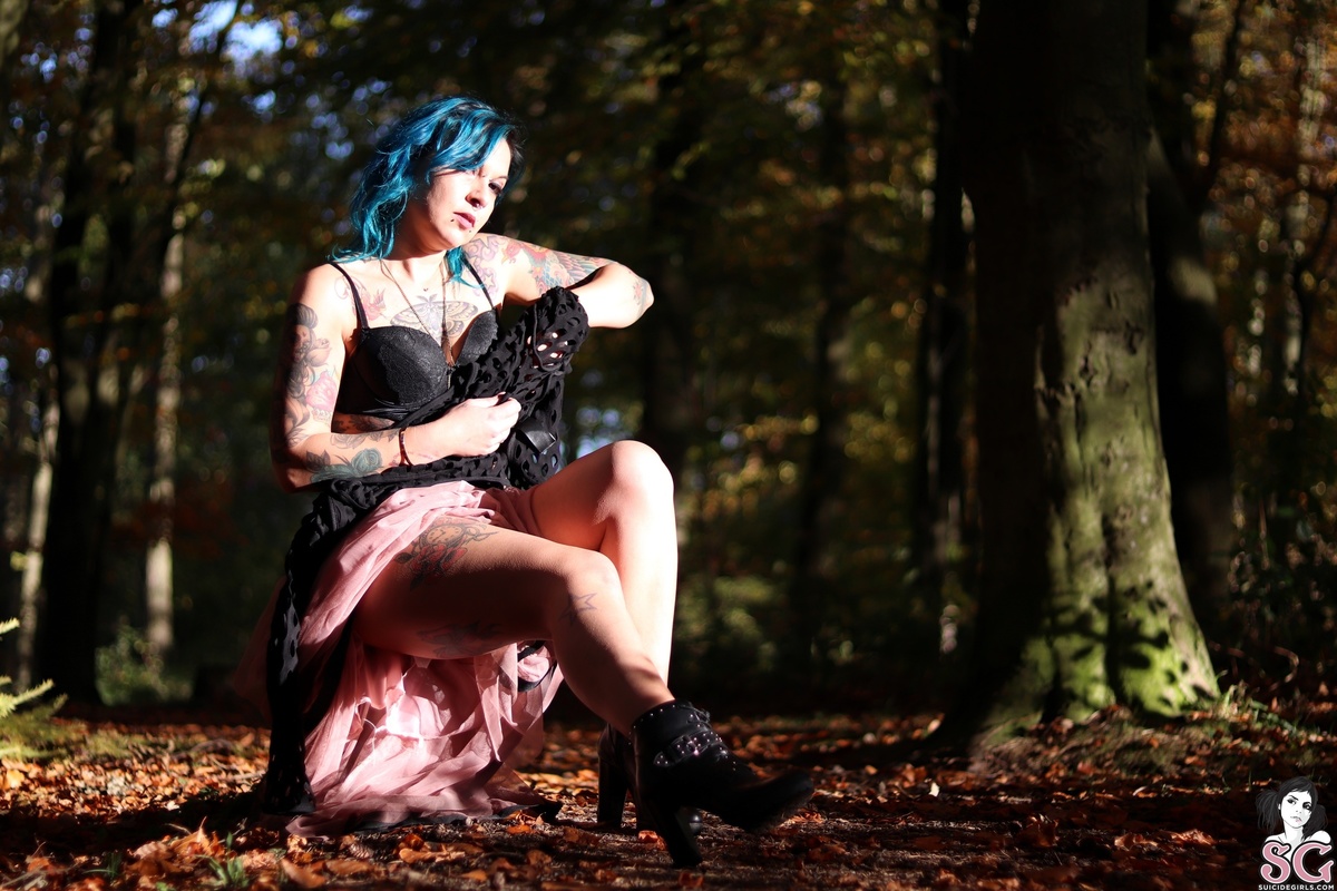 rnrqueen-fairywoods-13.jpg