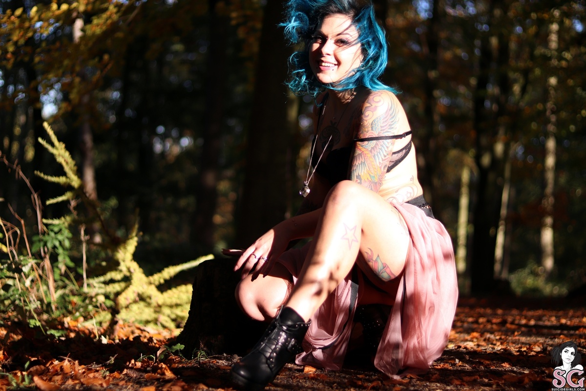 rnrqueen-fairywoods-23.jpg