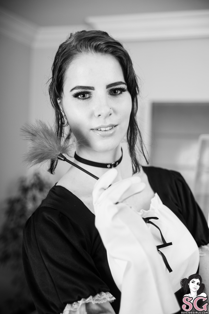 brigittesummers-themaid-01.jpg