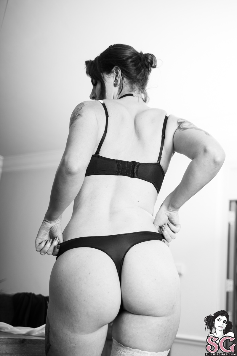 brigittesummers-themaid-23.jpg