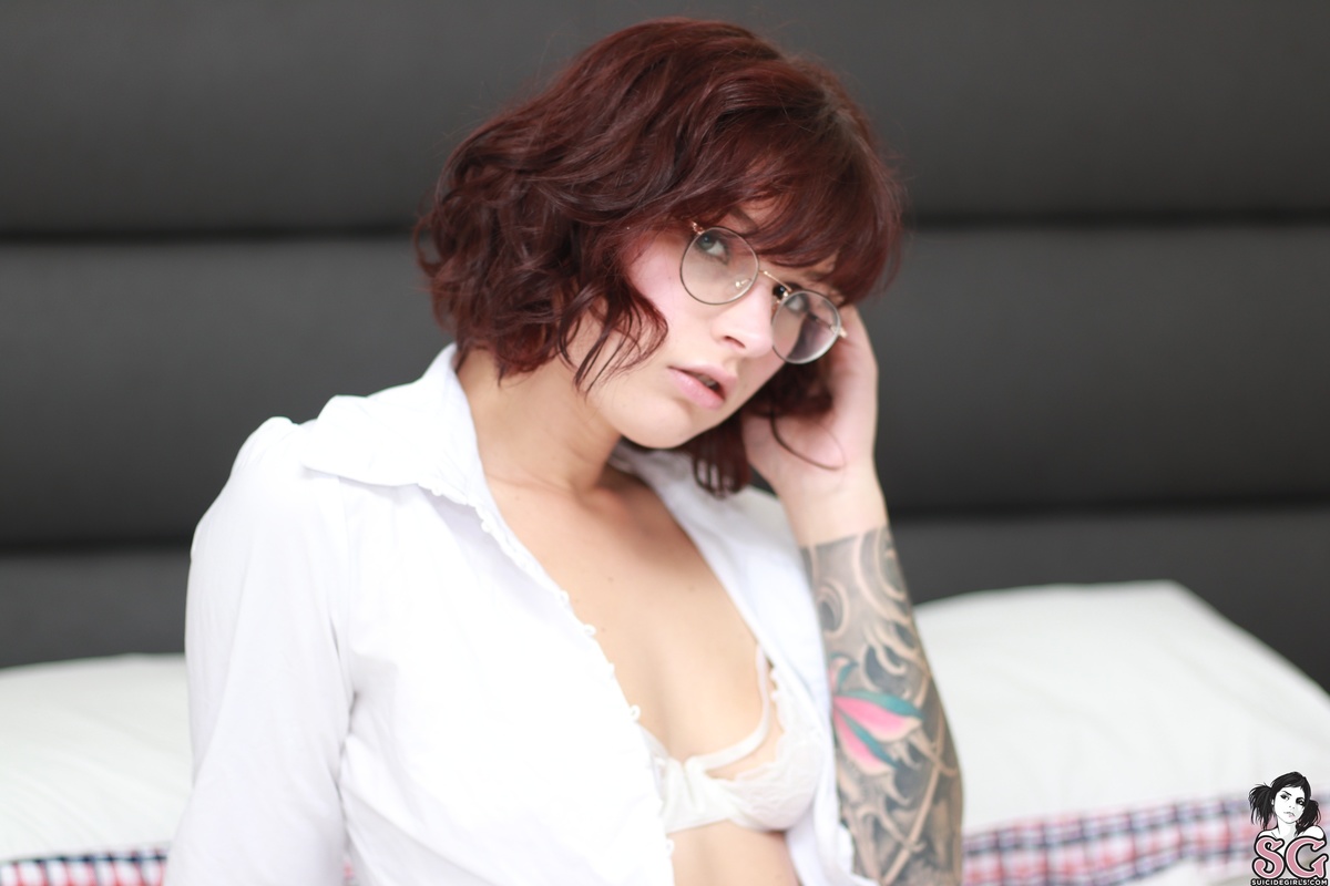 boozingmildred-honeyimhome-05.jpg