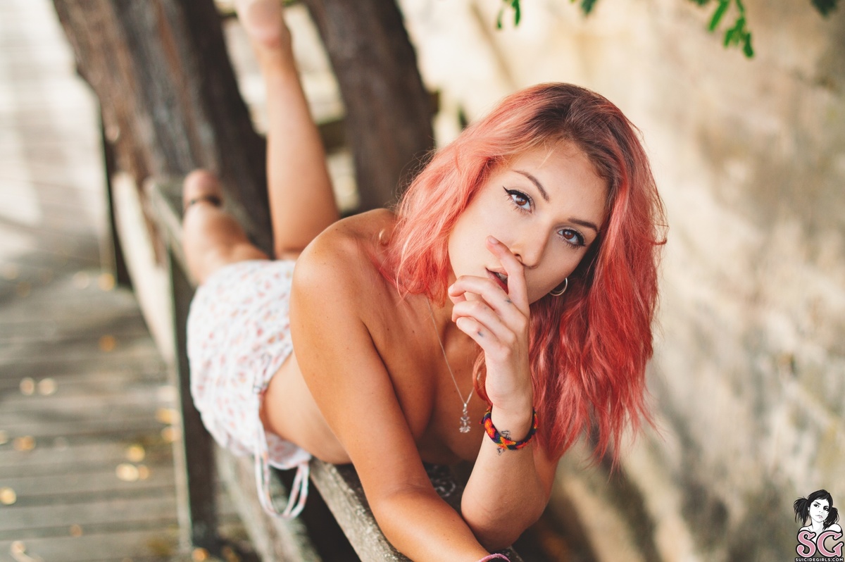 jvdskss-thepeachwave-09.jpg