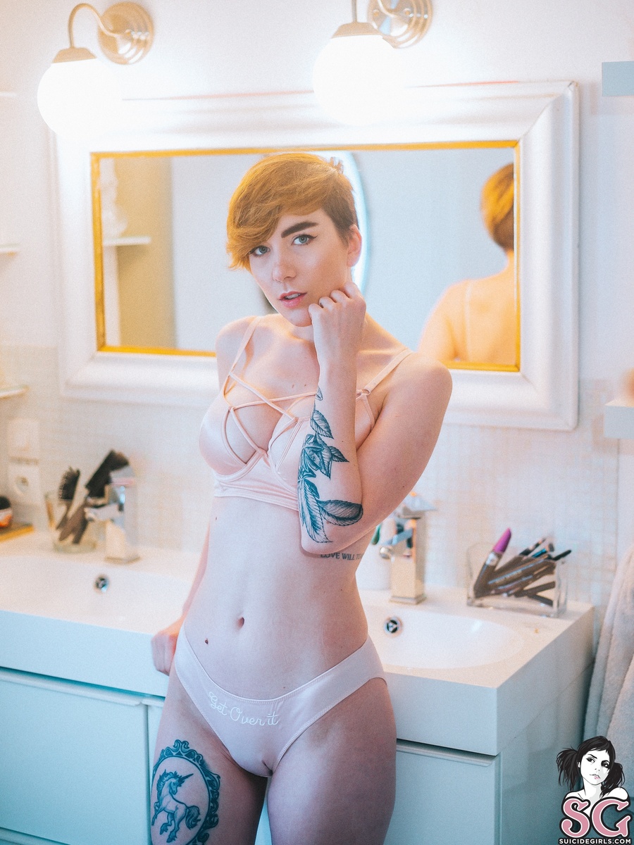 kinnyaerlin-getoverit-01.jpg