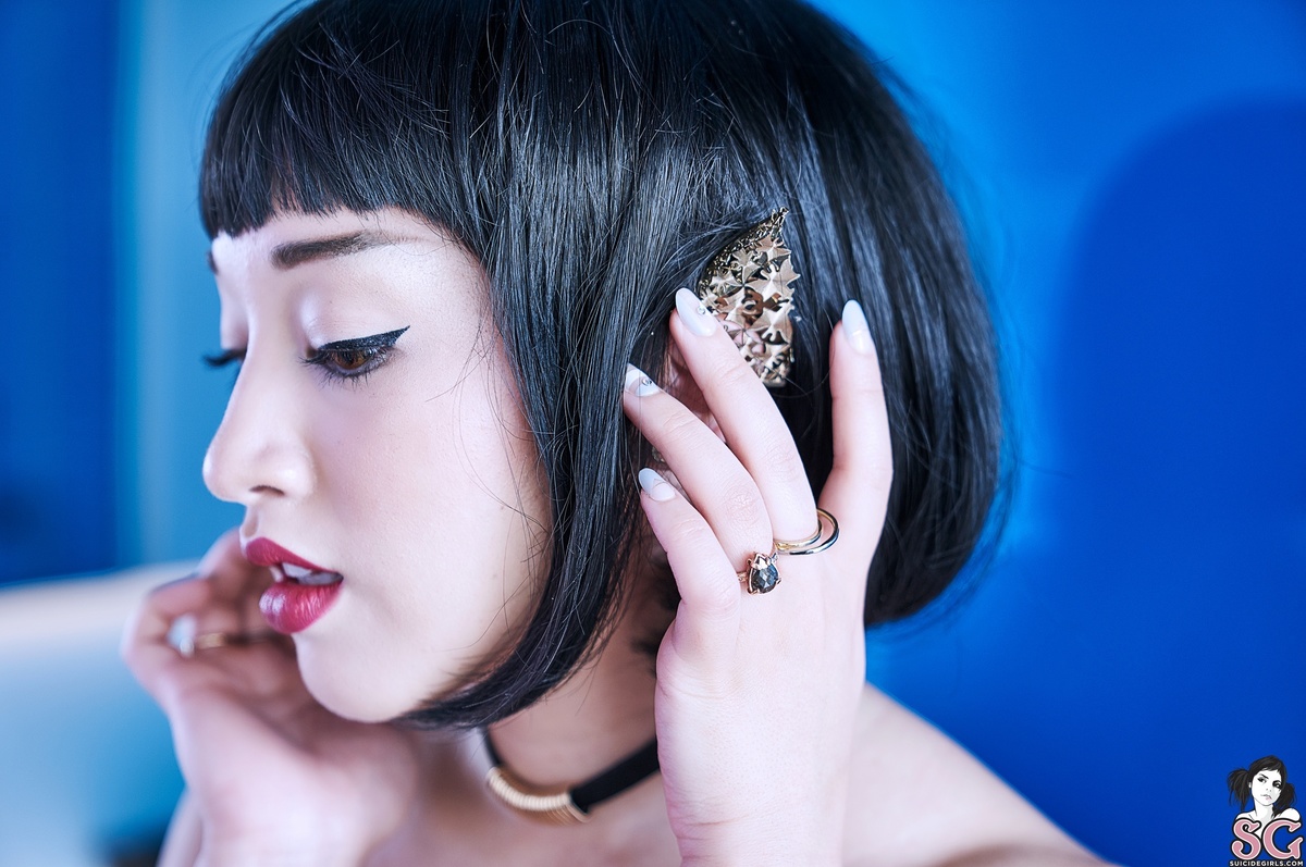 flowerbomb-beammeup-35.jpg