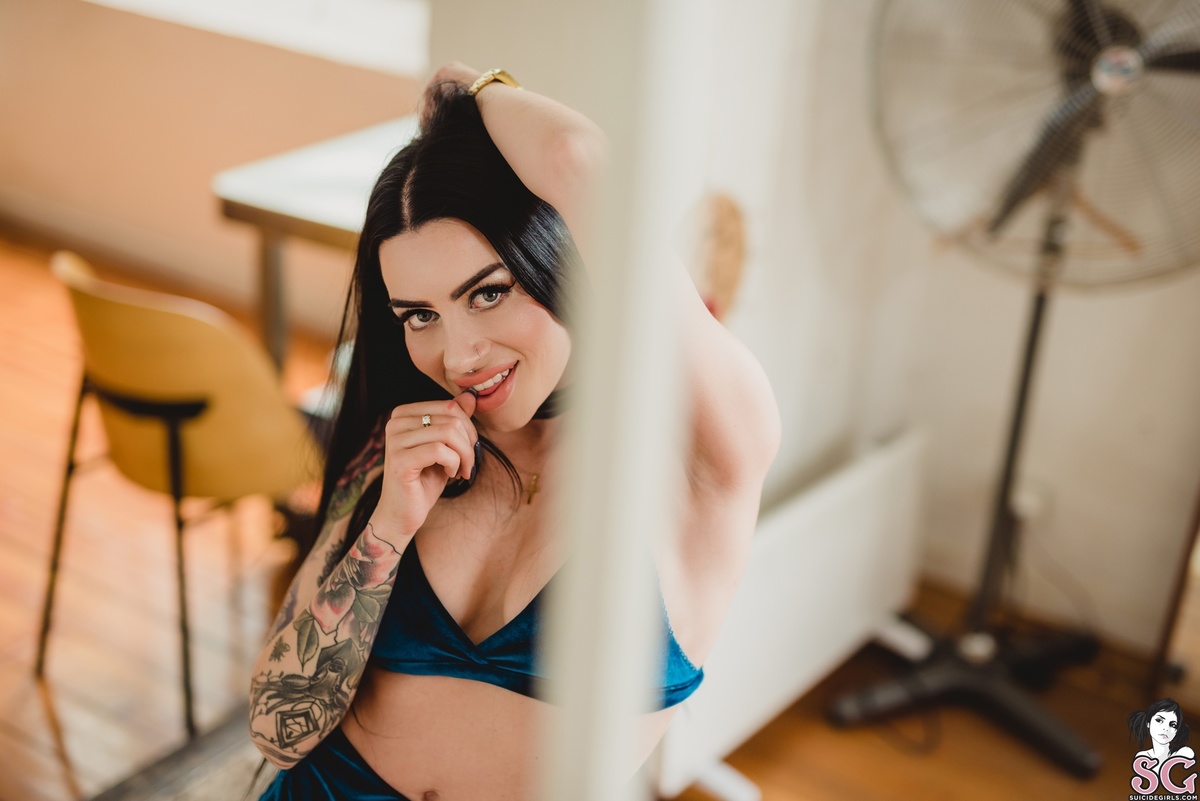 kandyb-serpentine-03.jpg