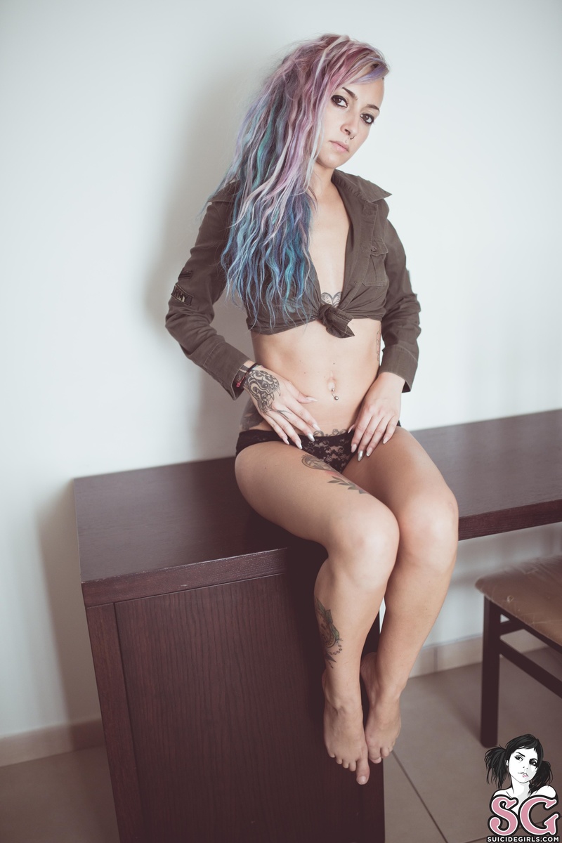 artemisia-sweetymilitaryp-05.jpg