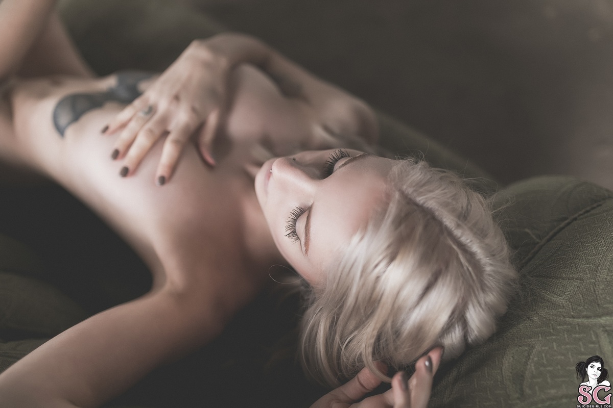 xkatelyn-couchpotato-27.jpg