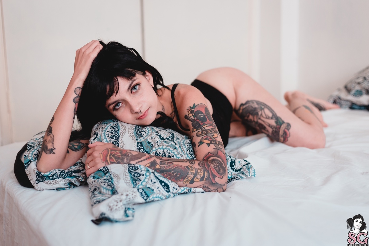 ellqvist-thewhiteroom-01.jpg
