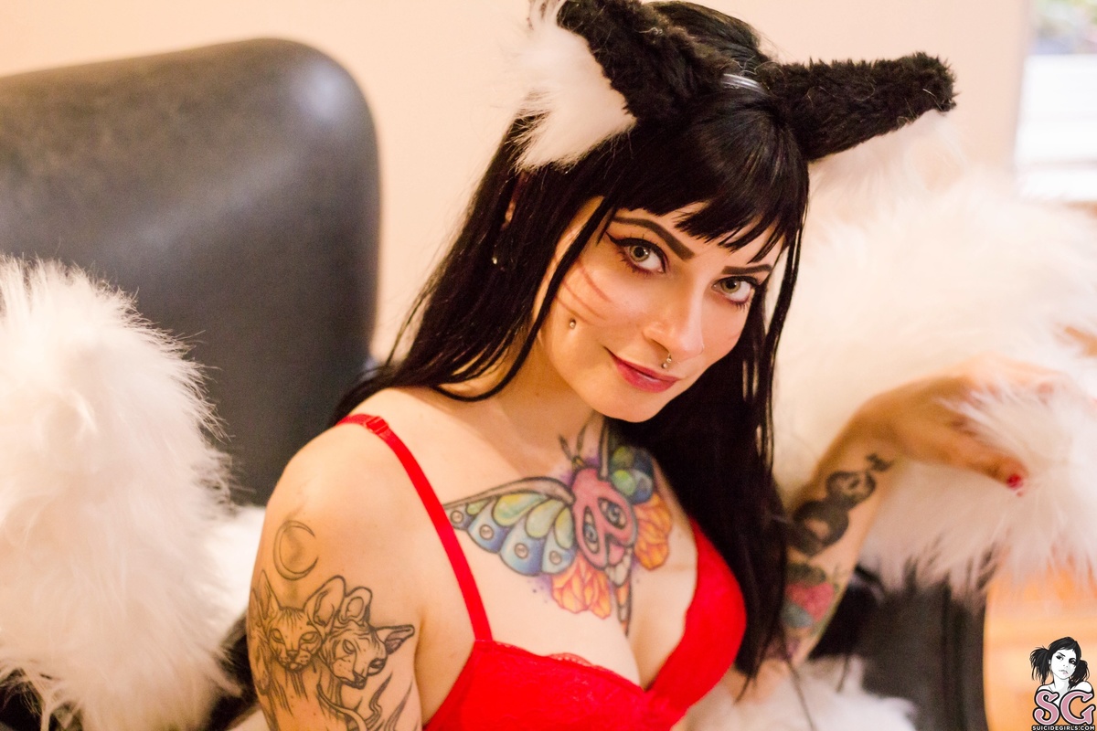 nanddafox-ahritheninetailedfox-13.jpg