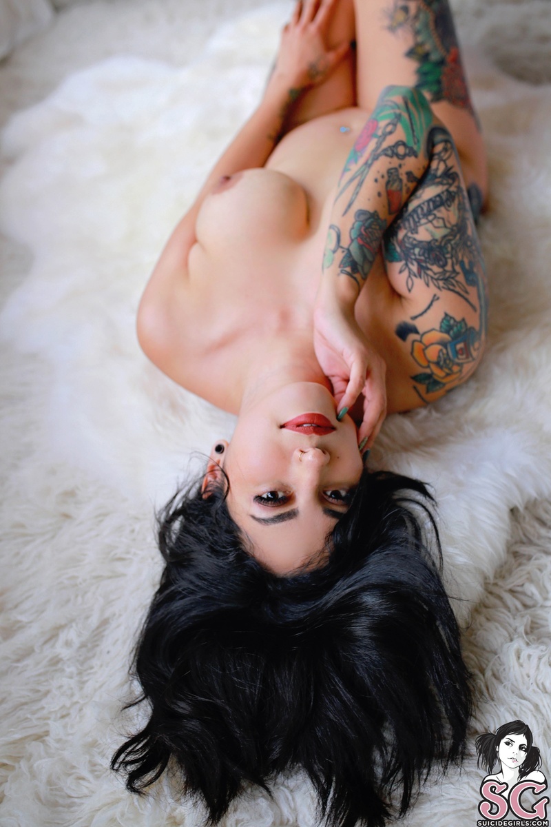 grenadinerose-tothewindowtothewall-31.jpg