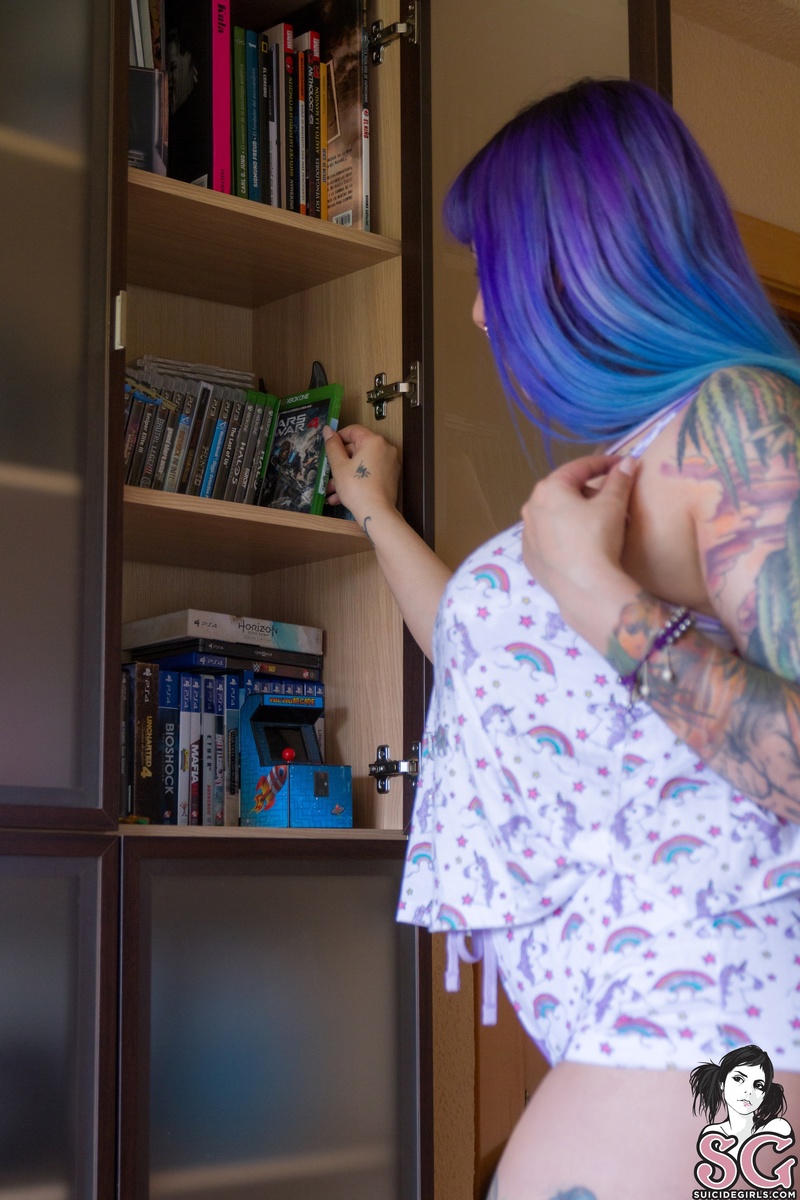 numbra-playingwithunicorns-01.jpg