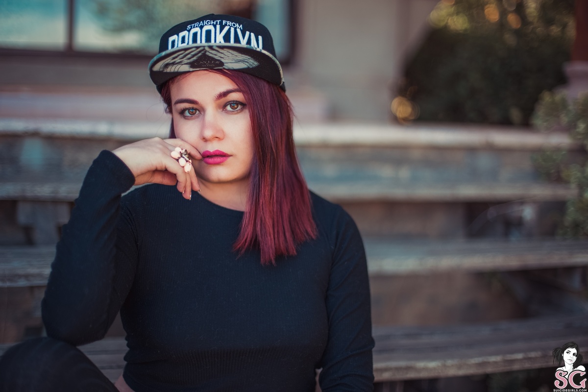 arkhaam-youneedme-03.jpg