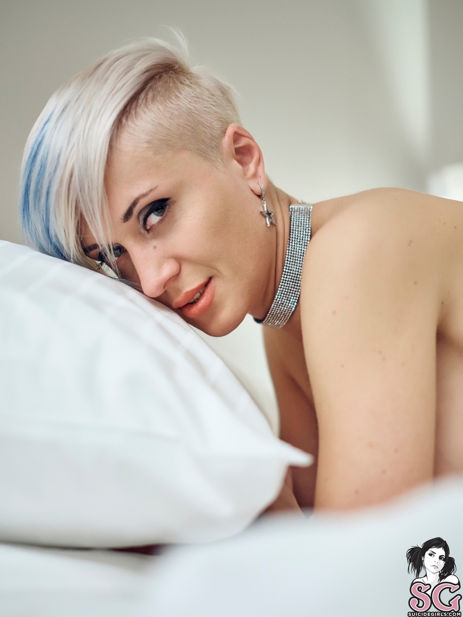 tanyavirago-whitedelicacy-37.jpg