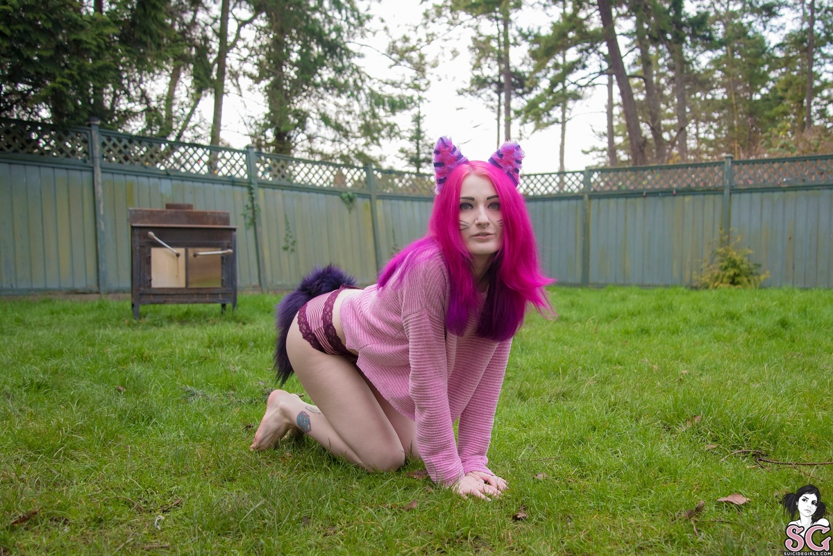 khajiit-latefortea-05.jpg