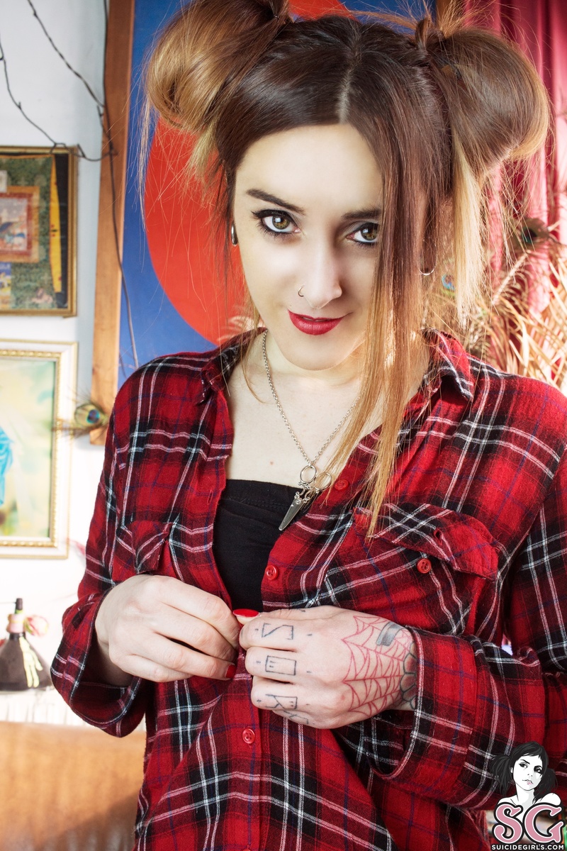 celiayeah-randomme-03.jpg