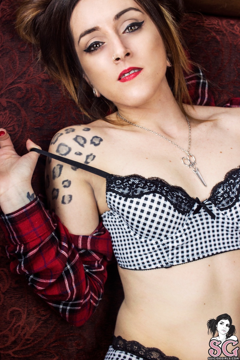 celiayeah-randomme-21.jpg