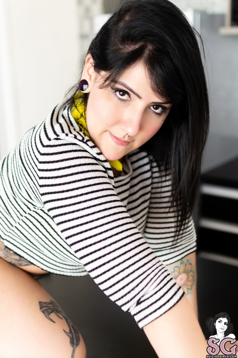 pimenta-dropitlikeitshot-15.jpg