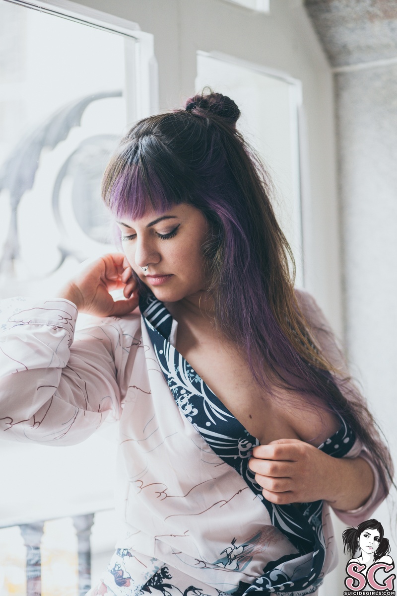 willowblack-purplerain-03.jpg