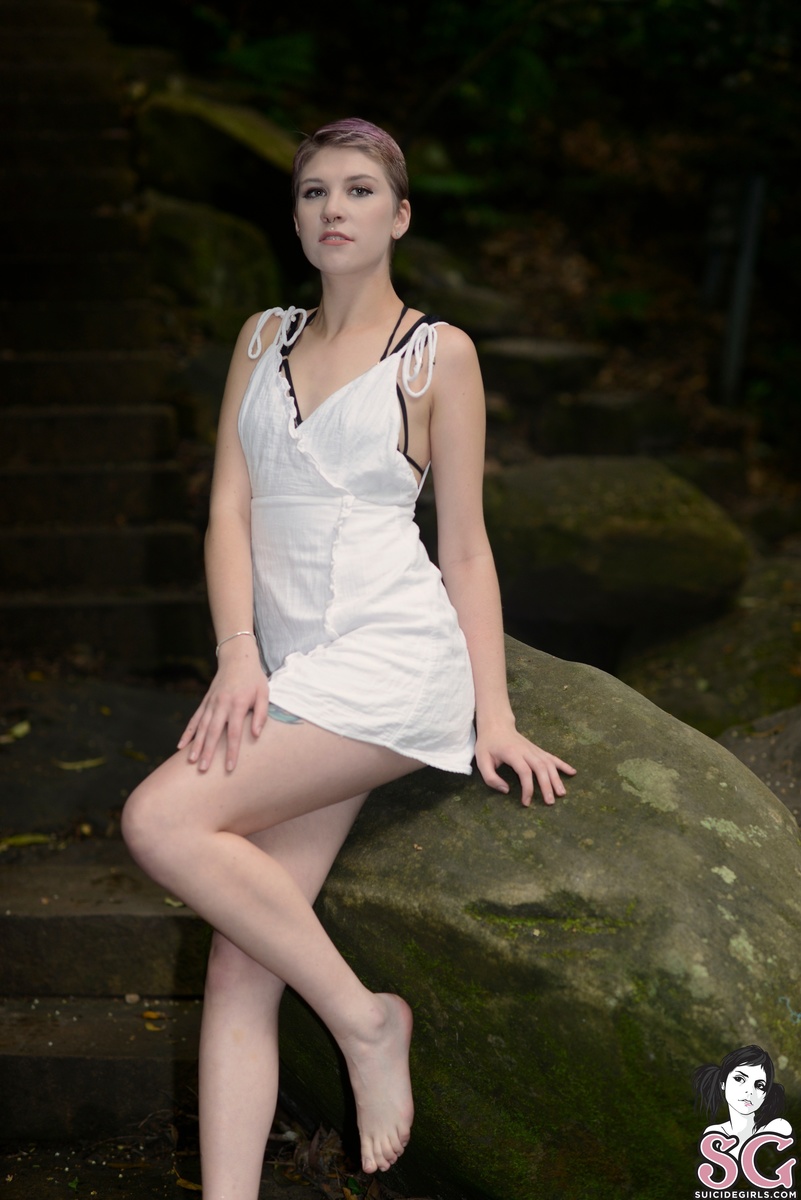 lillytiger321-beautyofawaterfall-05.jpg