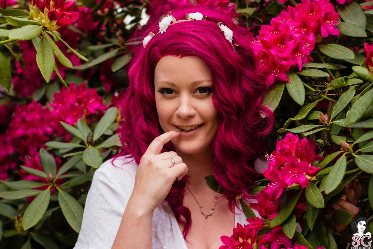 ofeliah-treehugger-09.jpg