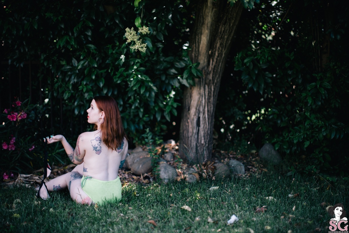 bruja-watermelonbikini-21.jpg