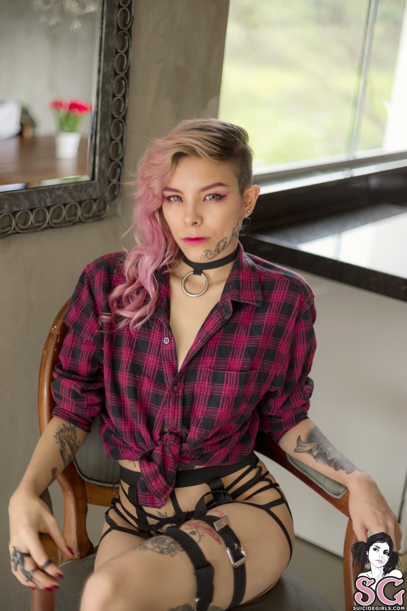 tintanankin-sweetvampire-03.jpg