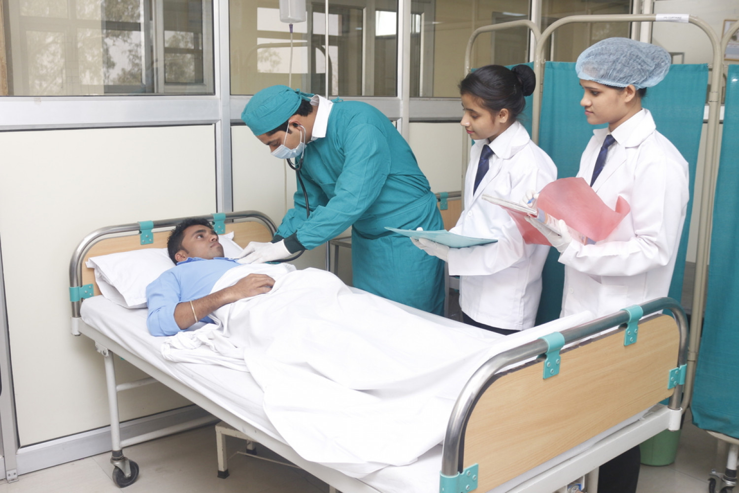 Paramedical Course in Delhi