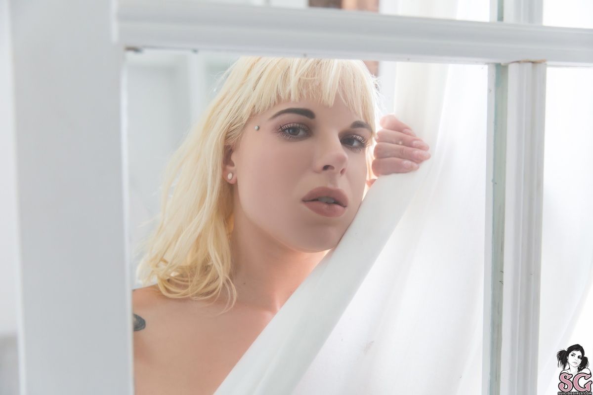 toxic-cometomywindow-37.jpg