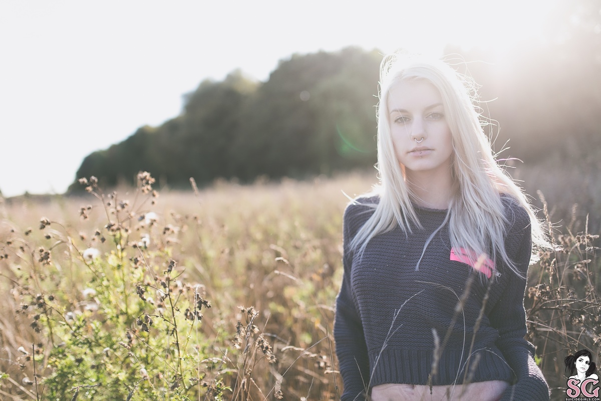 xkatelyn-autumnmeadow-01.jpg