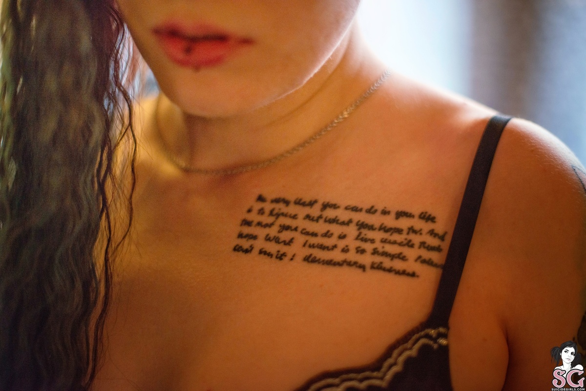 venomousrose-habibi-17.jpg