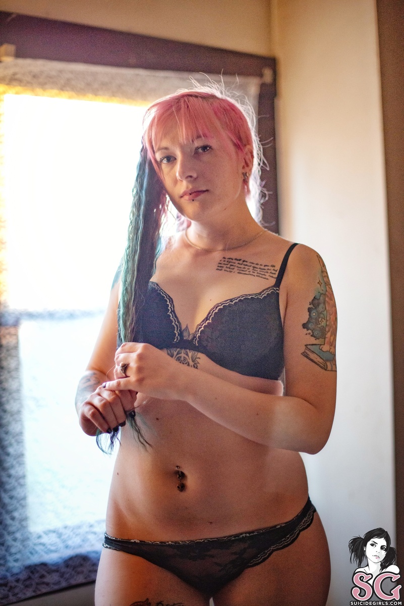 venomousrose-habibi-21.jpg