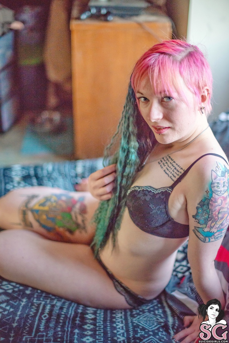 venomousrose-habibi-27.jpg