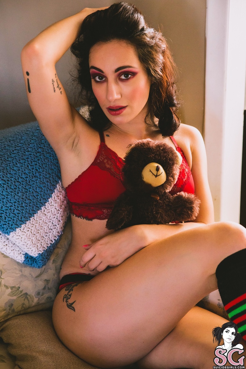zeen-comingtotown-25.jpg